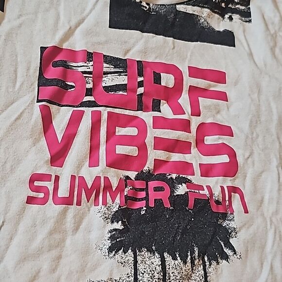 Surf Vibes t shirt size 7 - Picture 2 of 8